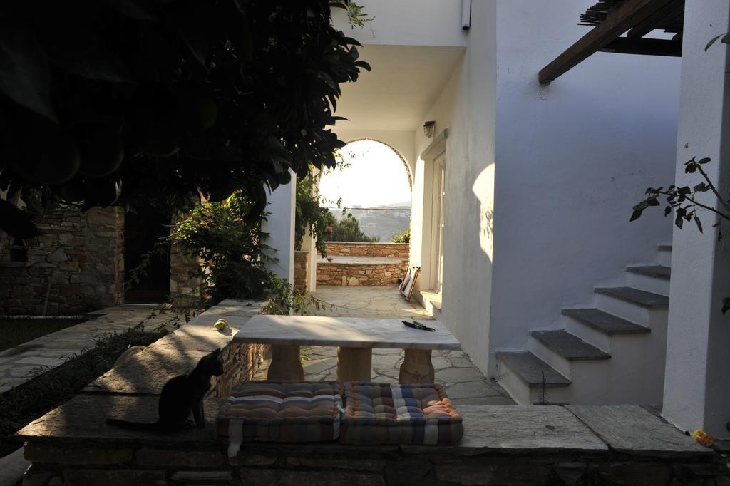 Romano Garden House - Land Tales Agios Romanos ห้อง รูปภาพ