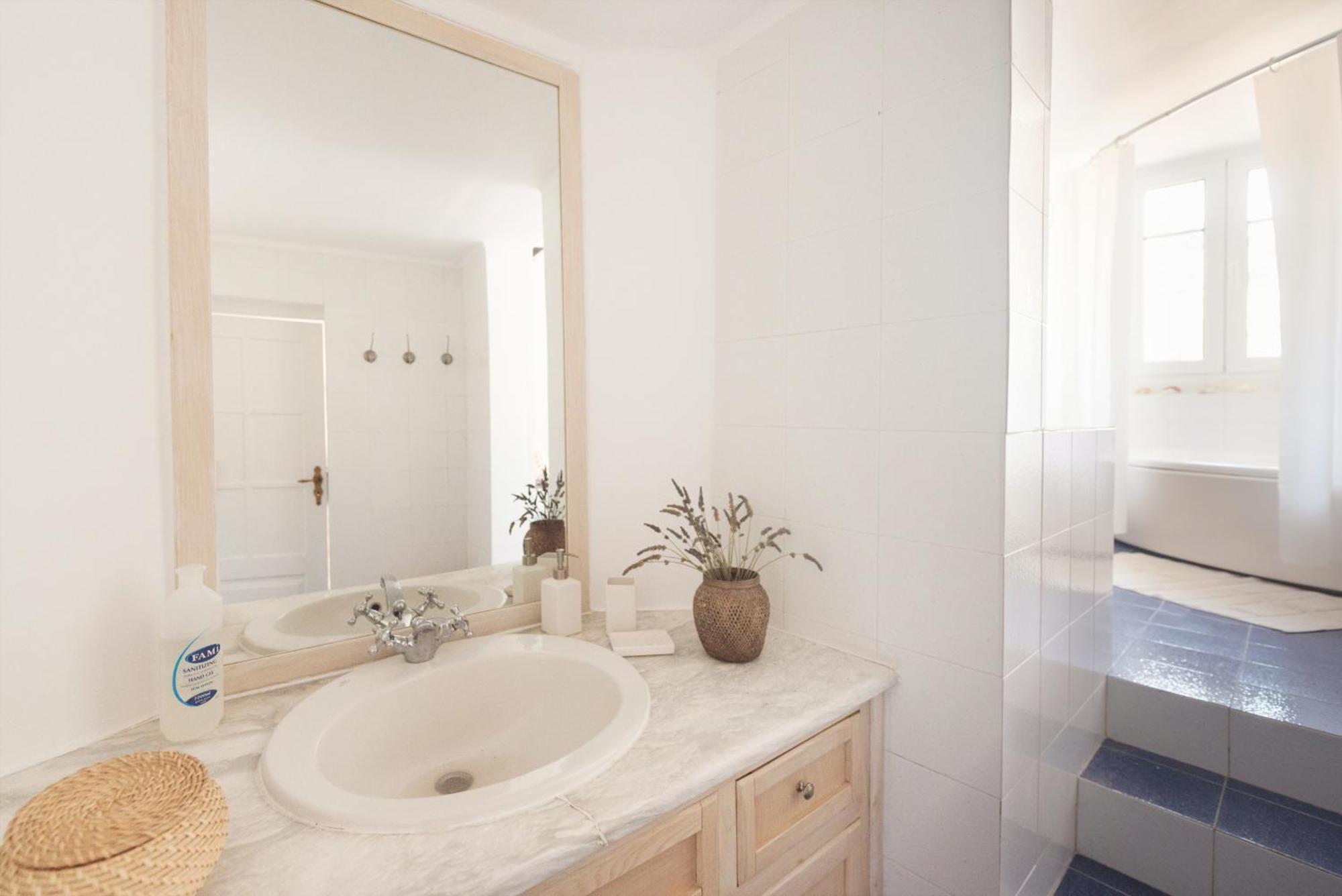 Romano Garden House - Land Tales Agios Romanos ภายนอก รูปภาพ