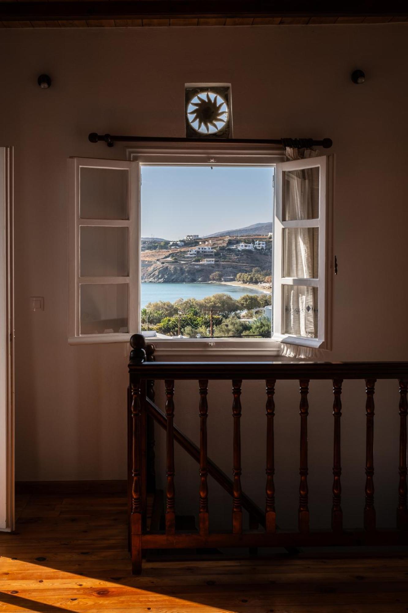 Romano Garden House - Land Tales Agios Romanos ภายนอก รูปภาพ